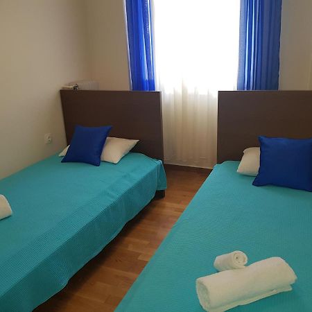 Comfortable Apt , 5 Min Walk To Acropolis Aten Exteriör bild