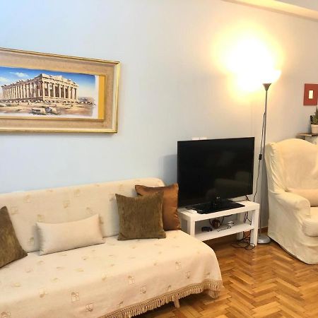 Comfortable Apt , 5 Min Walk To Acropolis Aten Exteriör bild