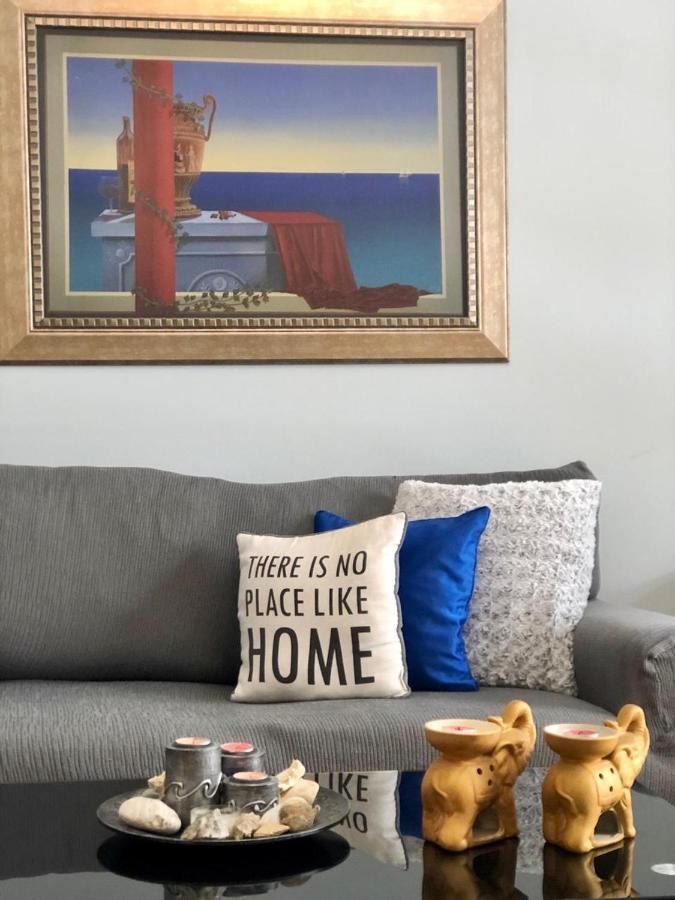 Comfortable Apt , 5 Min Walk To Acropolis Aten Exteriör bild