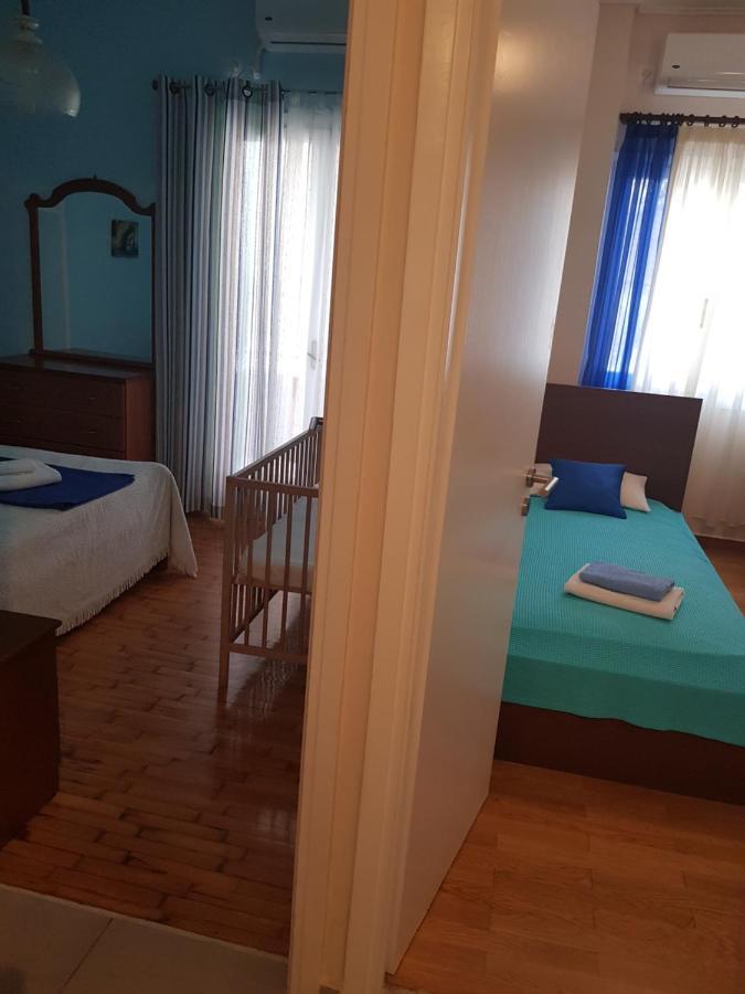 Comfortable Apt , 5 Min Walk To Acropolis Aten Exteriör bild
